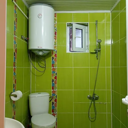 Apartment E2 *